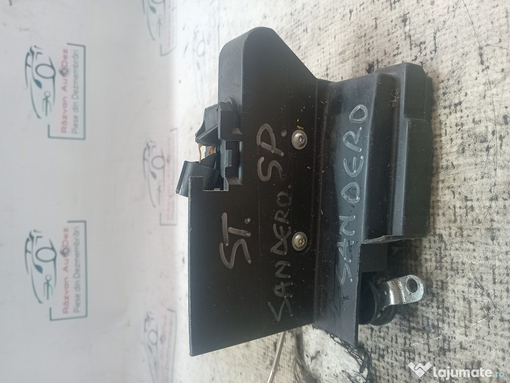 Broasca stanga spate Dacia Sandero 2 2013