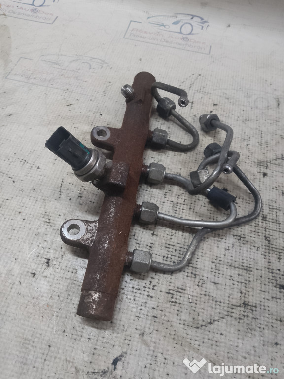 Rampa injectoare Dacia Duster 1.5 2014