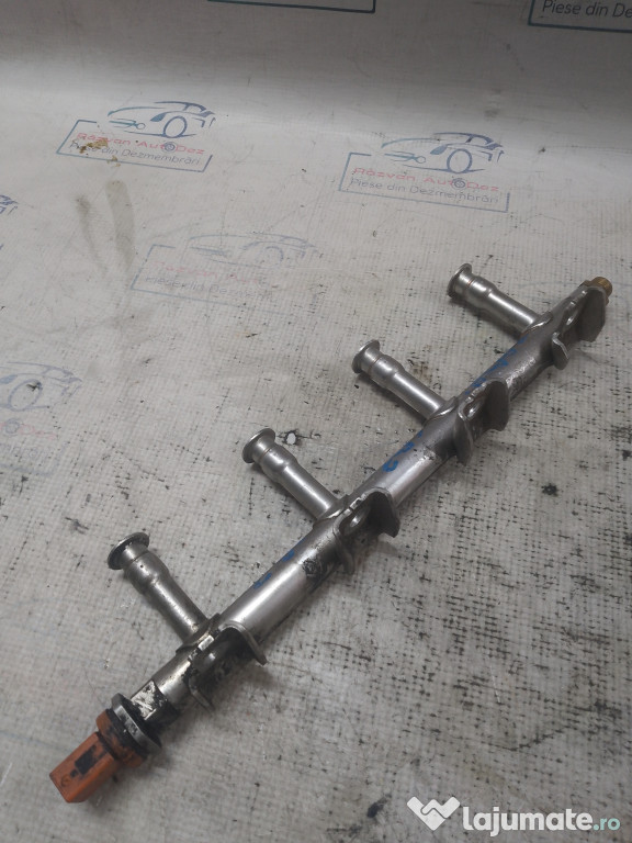 Rampa injectoare Skoda Fabia 2 2012