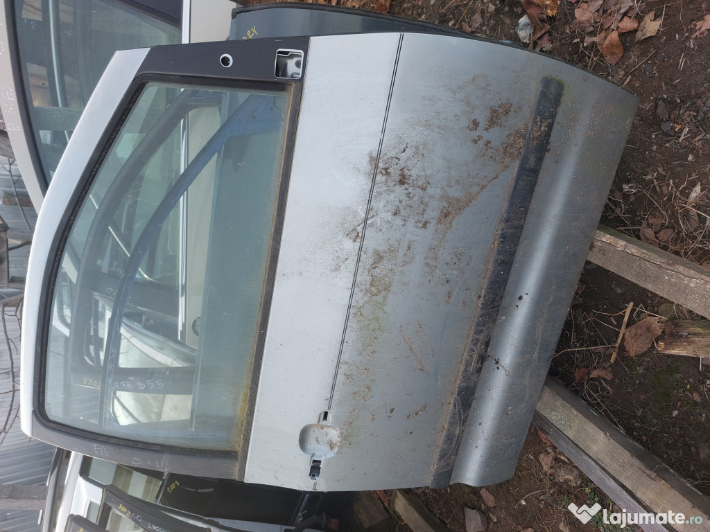 Usa dreapta fata Volkswagen Sharan 2004