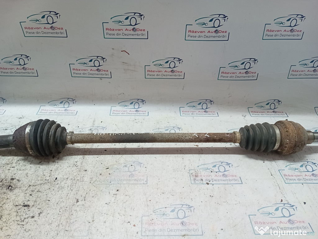 Planetara dreapta spate Opel Antara 2.2 2012