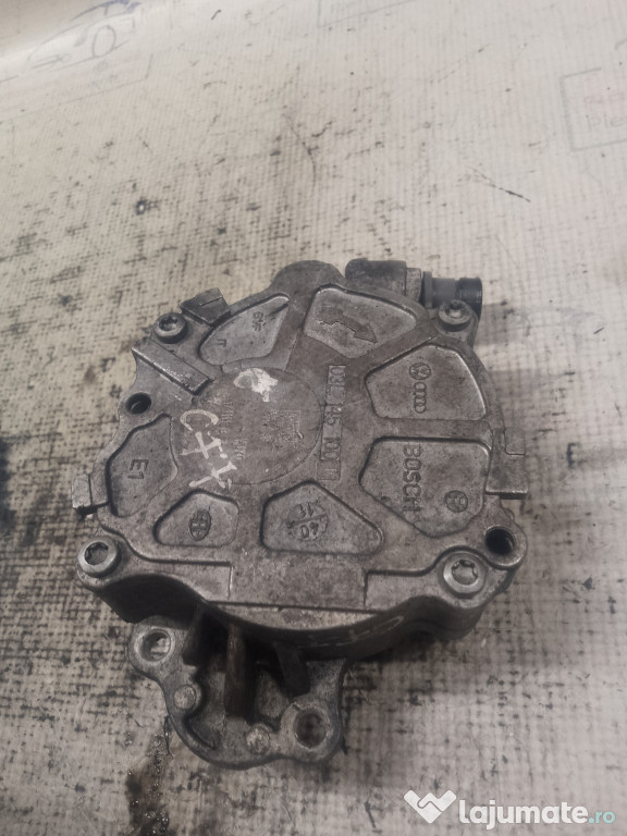 Pompa vacuum Volkswagen Passat CC 2011
