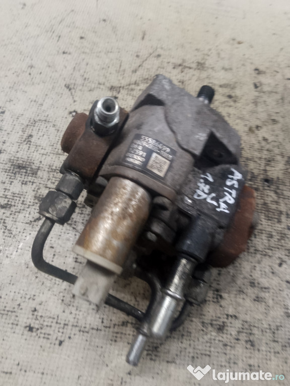 Pompa injectie Opel Astra J 1.7 Motorina 2011