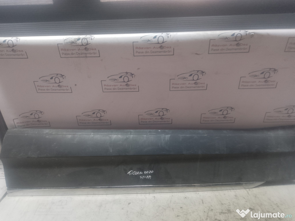 Bandou usa stanga fata Volkswagen Tiguan 2020