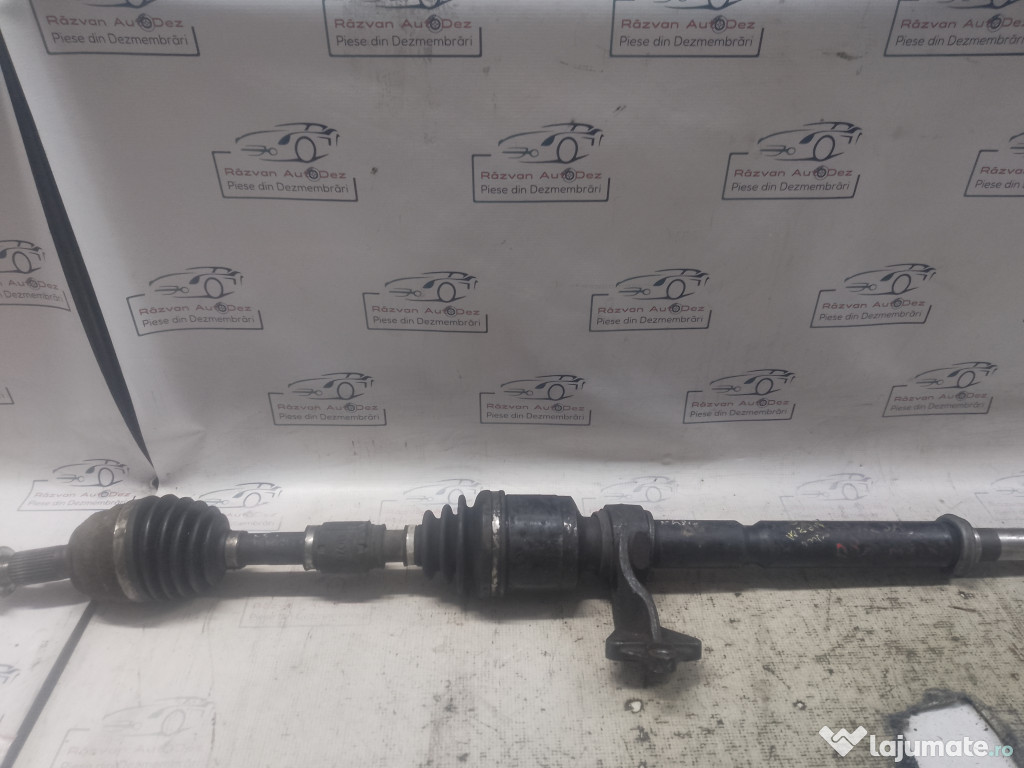 Planetara dreapta fata Mazda 6 2.0 Motorina 2006