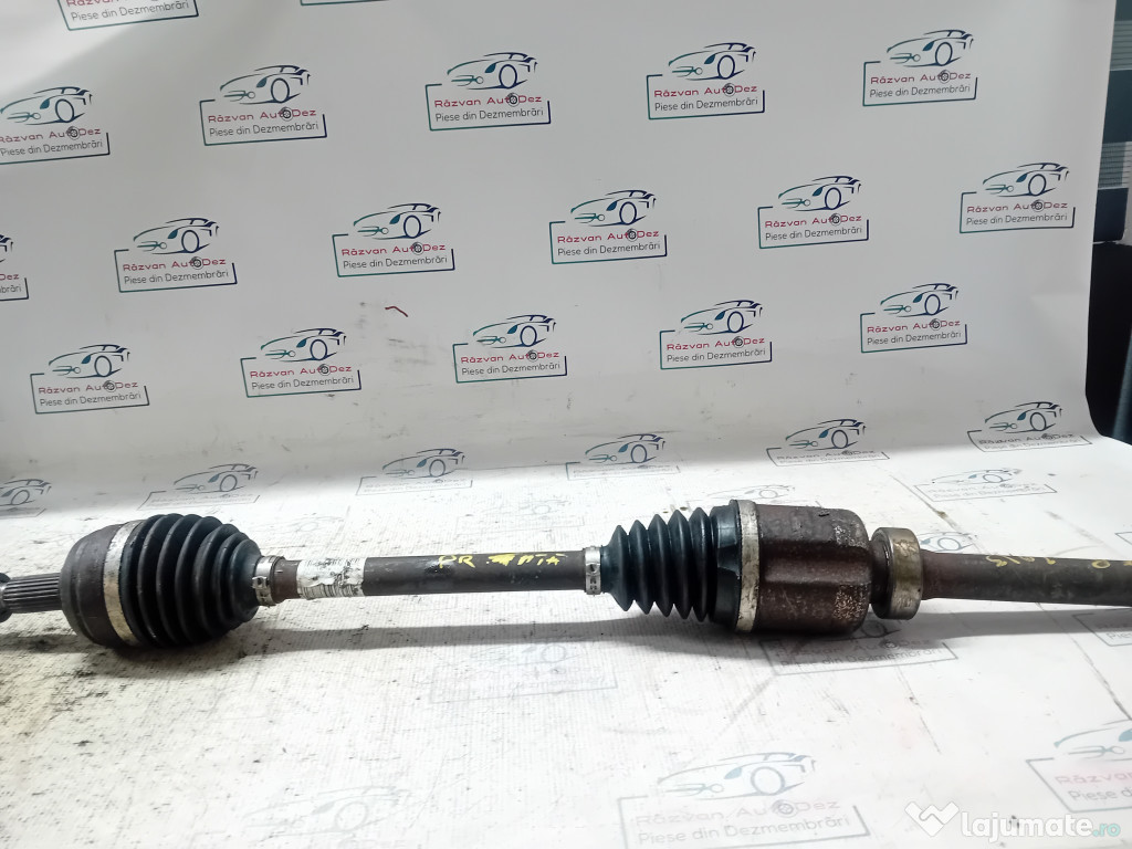 Planetara dreapta fata Dacia Duster 2012