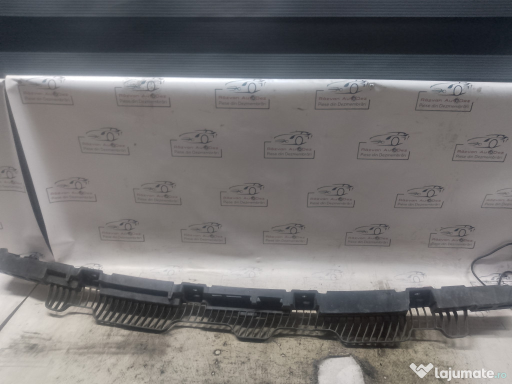 Suport central bara spate Volkswagen Sportsvan 2014