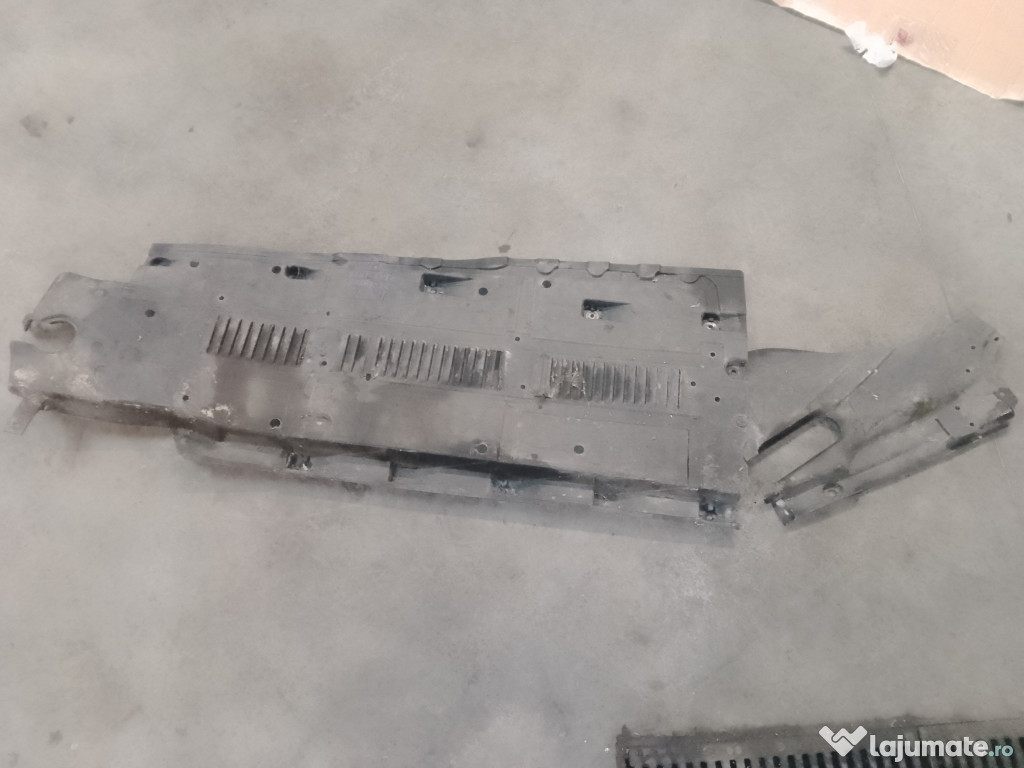 Scut lateral dreapta Seat Exeo Break 2010