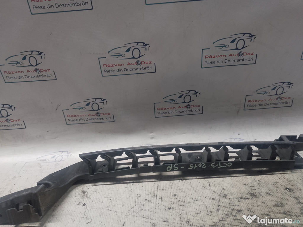 Suport central dreapta bara spate Skoda Octavia 3 2015