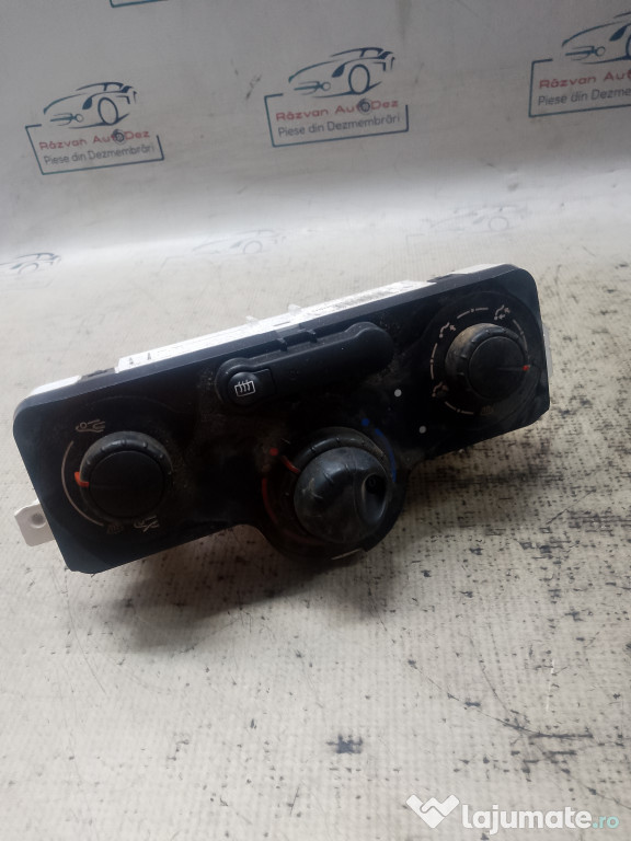 Panou comanda clima Renault Clio 3 2010