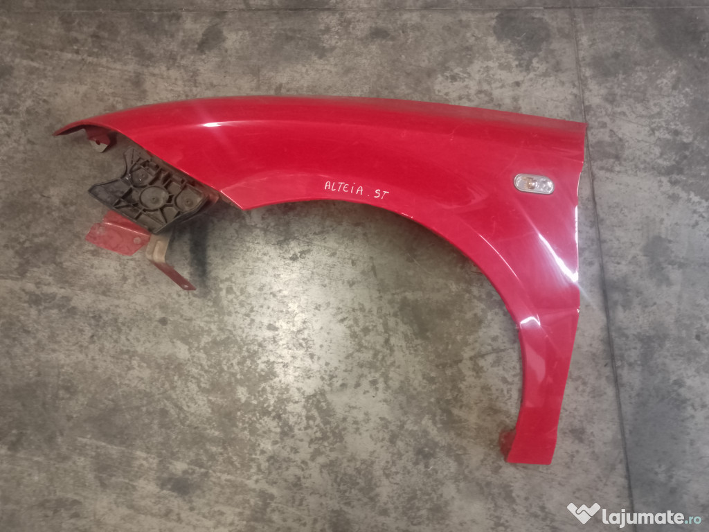 Aripa Stanga Fata Seat Altea 2008