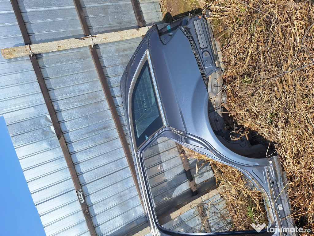 Aripa Stanga Spate Mercedes C-Class W204 2012