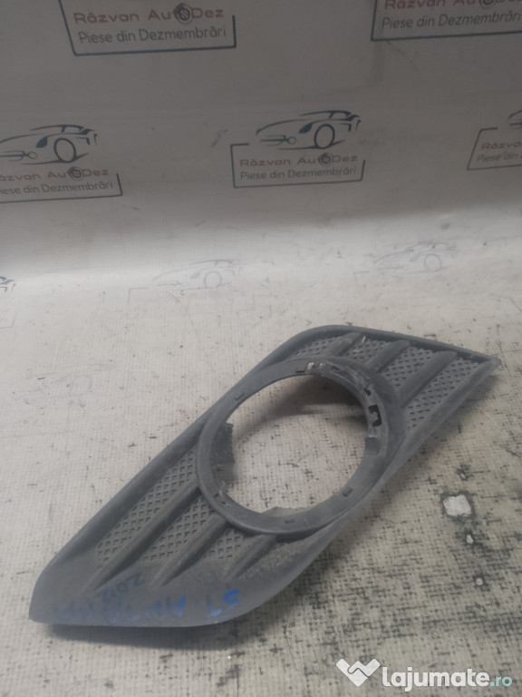 Grila proiector stanga Opel Antara 2012