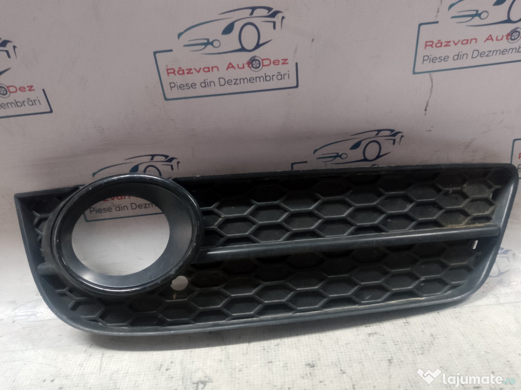Grila proiector dreapta Audi A5 Cabrio 2012