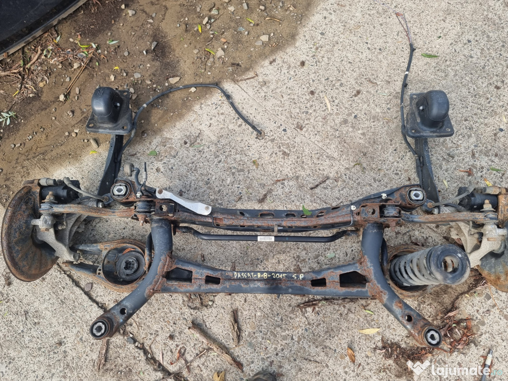 Punte spate Volkswagen Passat B8 Break 2015