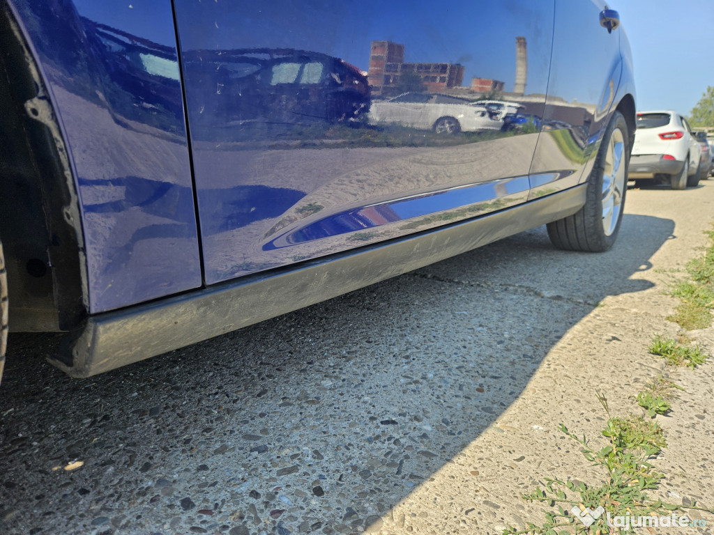 Prag stanga plastic Ford Focus 3 Break 2015