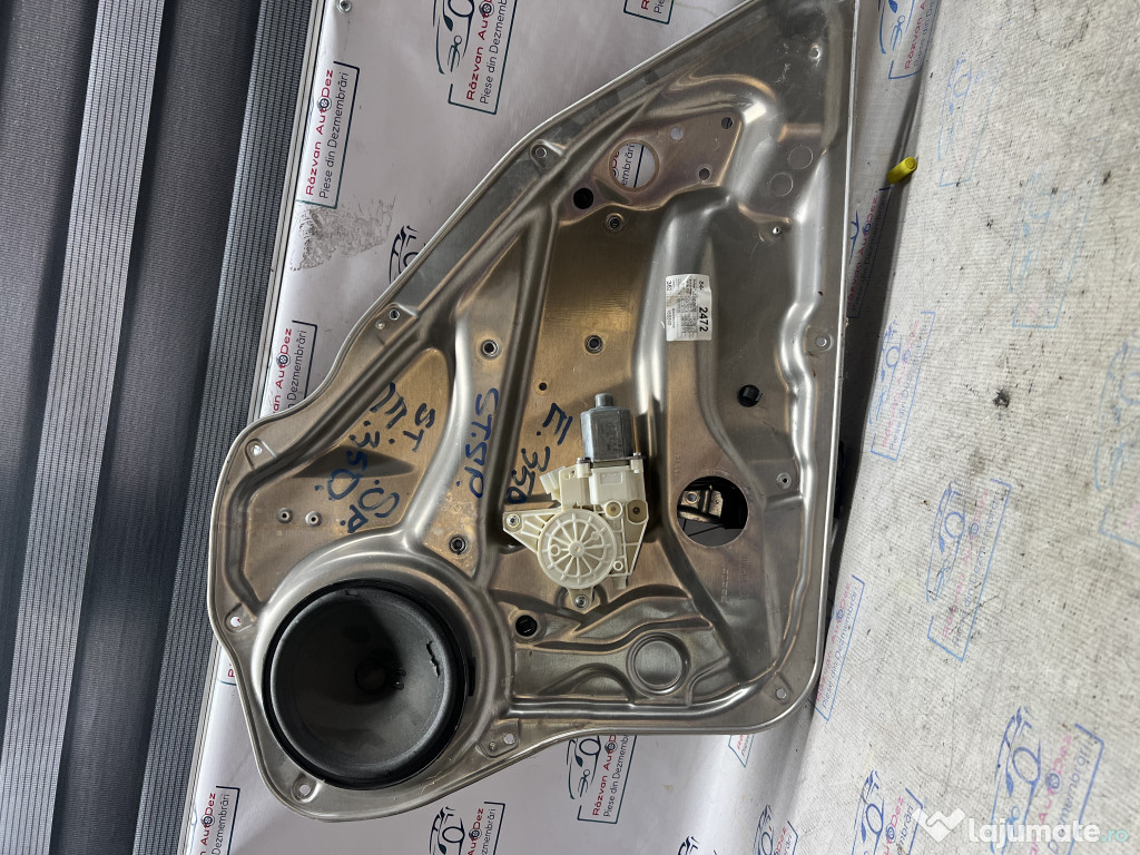 Macara geam stanga spate Mercedes E 350 2011