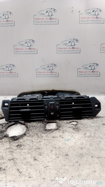 Grila ventilatie centrala BMW Seria 5 E60 2014