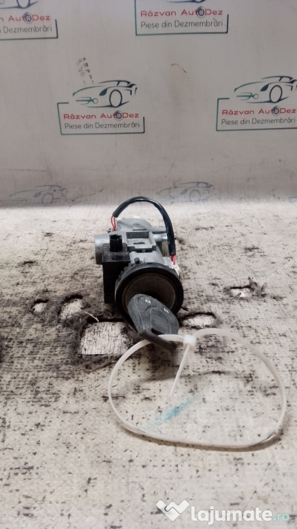 Contact plus cheie Nissan Juke 2012