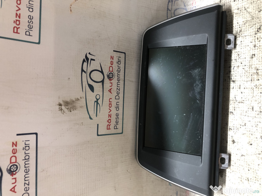 Navigatie BMW Seria 2 F46 1.5 Benzina 2016