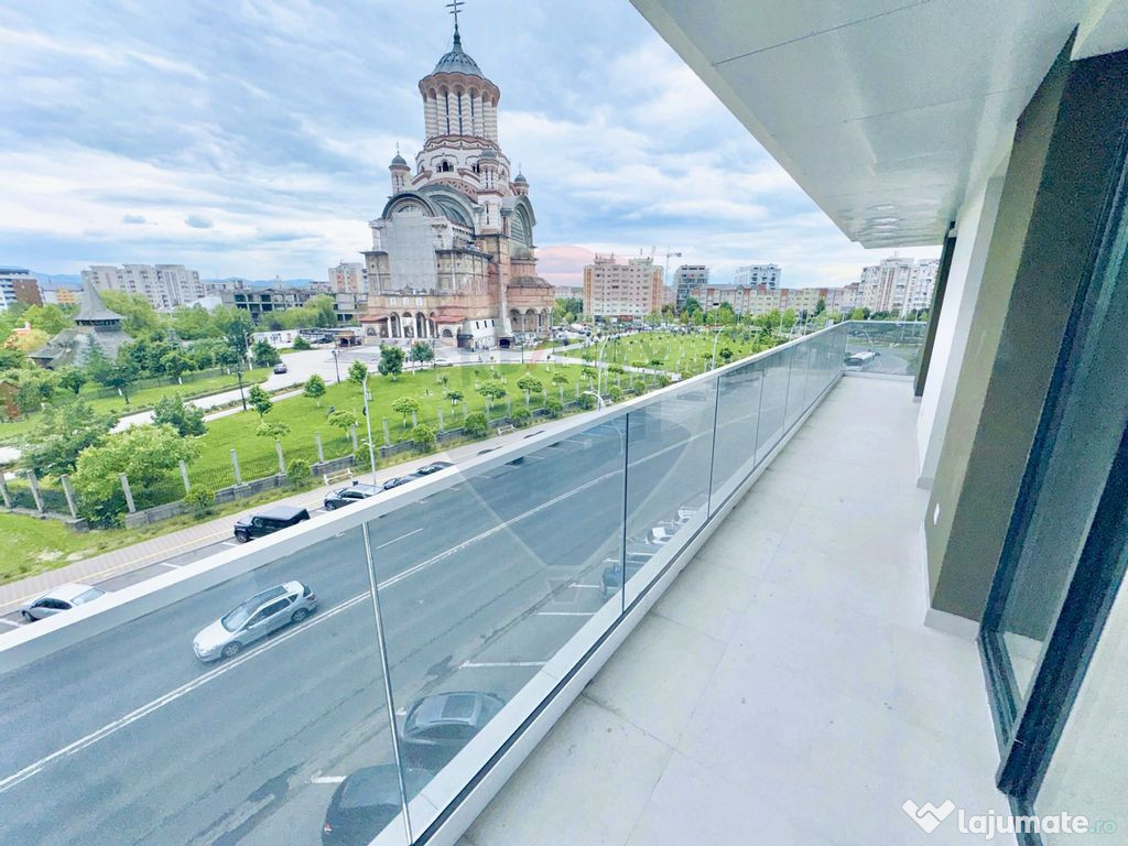 De închiriat apartament ultracentral 3 camere