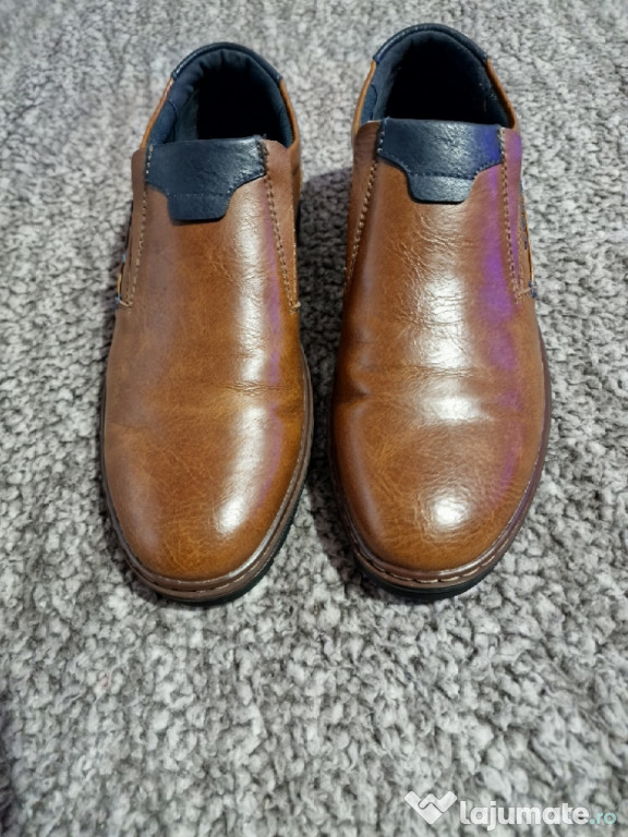 Pantofi de piele maro