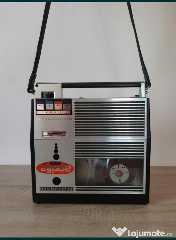 Magnetofon 302 cu microfon
