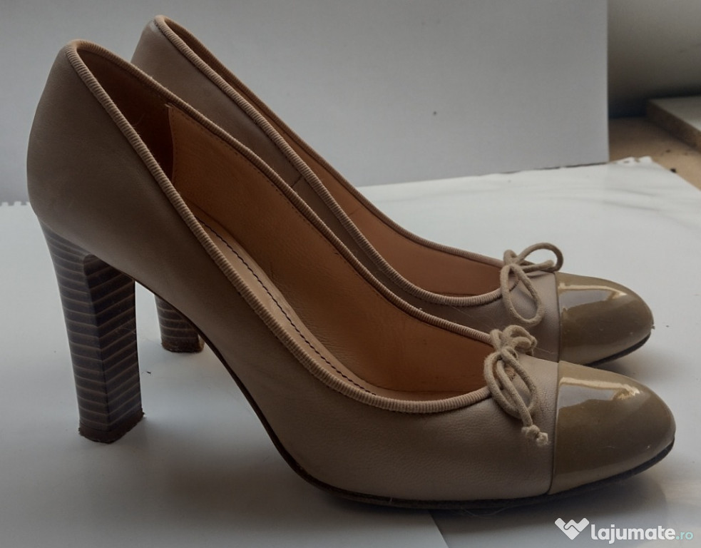 Pantofi eleganti din piele cu toc inalt marimea 39 Musette