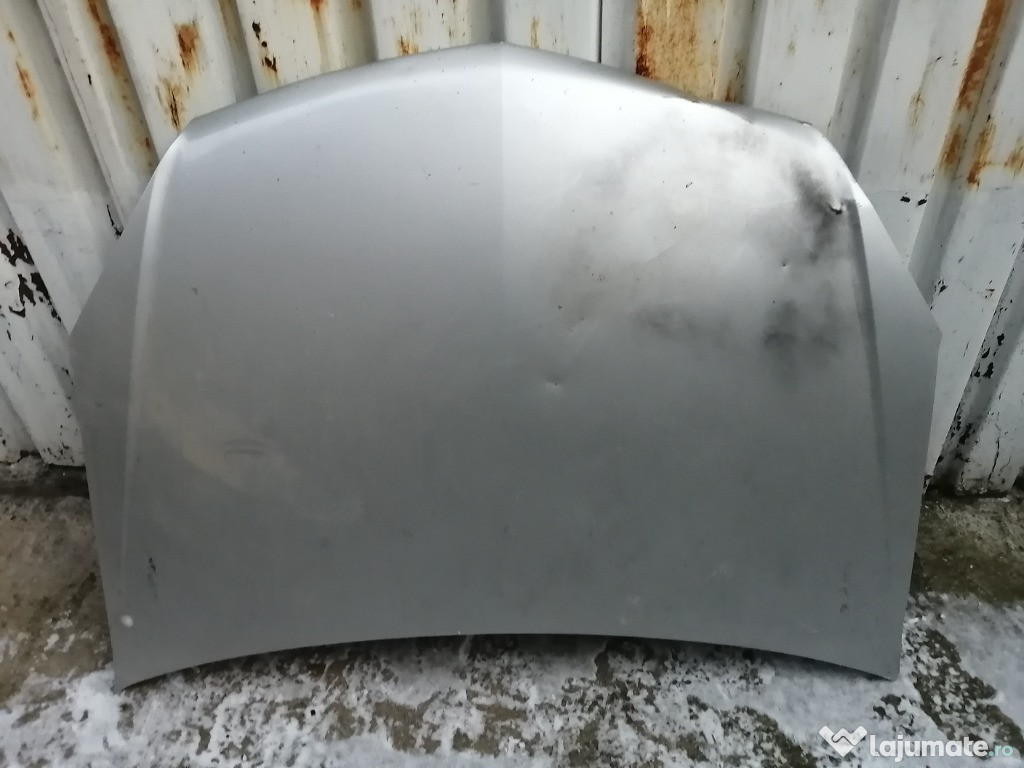 Capota motor Opel Astra H avariata