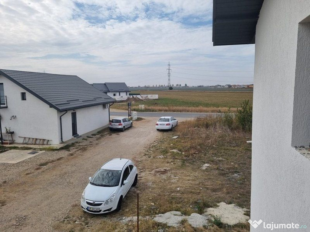 Vila semifinisata 4cam/3bai/incalzire pardos-pompa caldur...