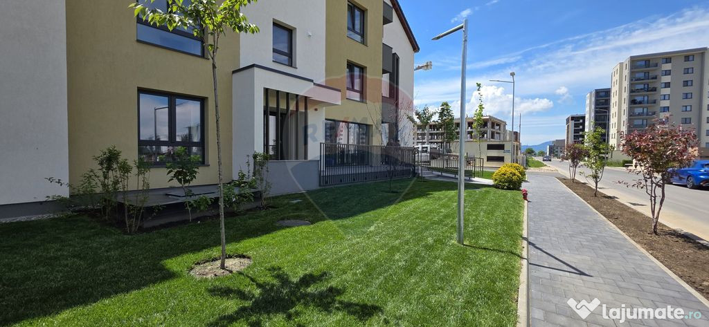 Spațiu comercial premium de inchiriat în Brașov, Zona ...