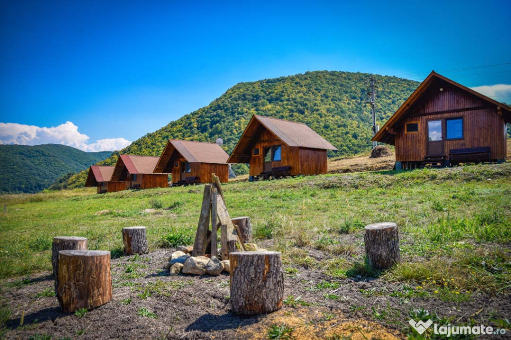 Cazare în Apuseni – Cabane & Butoaie rustice
