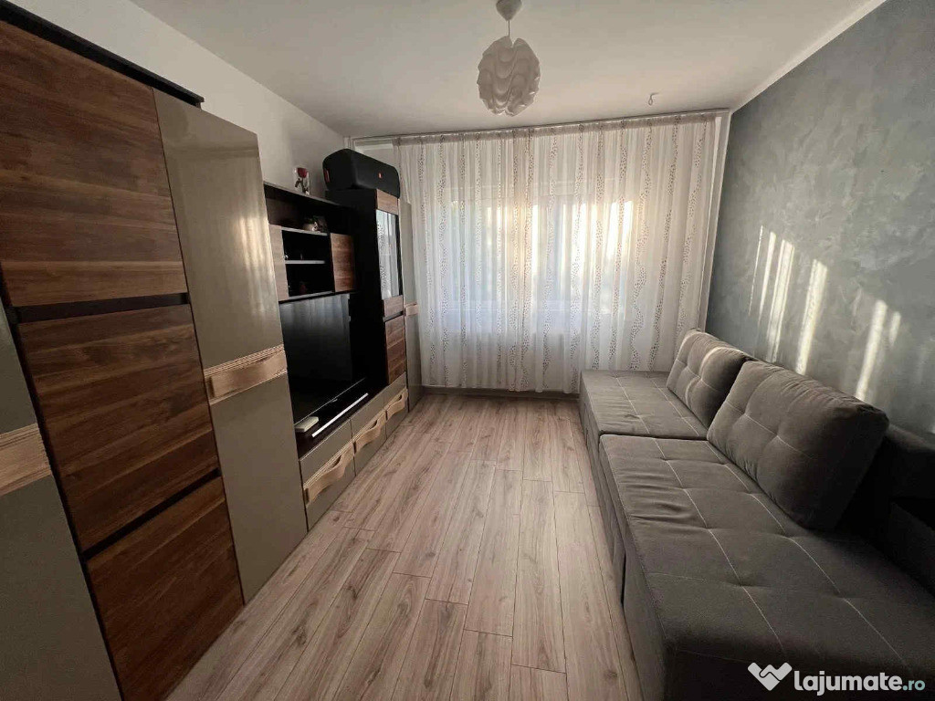 Camera de camin cu baie si bucatarie - zona Noua