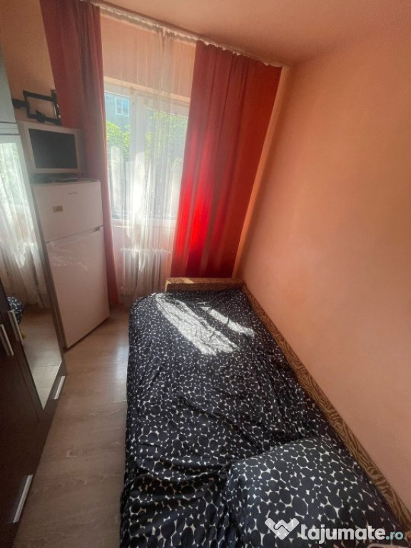 Camera de camin, de vanzare, 13,64 mp, zona Valea Rosie