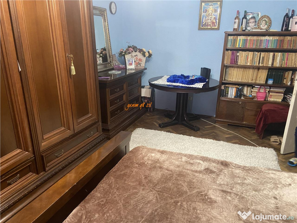 Apartament 3 camere ,zona Politia Judeteana Focsani , et 1/3