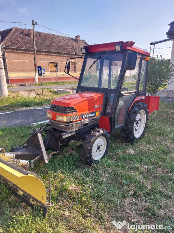 Yanmar f-7 4x4 mini tractor