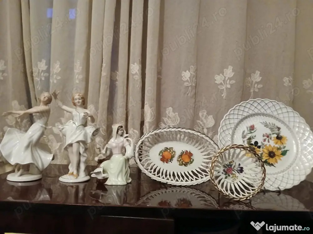 Vand bibelouri vechi plus obiecte cristal decorative
