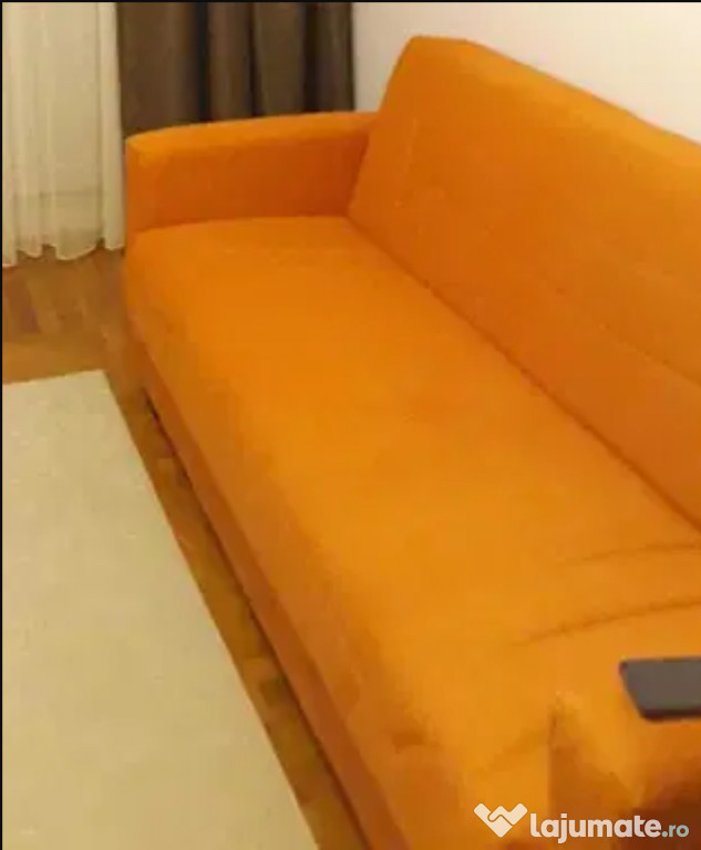 Canapea extensibila 3 locuri