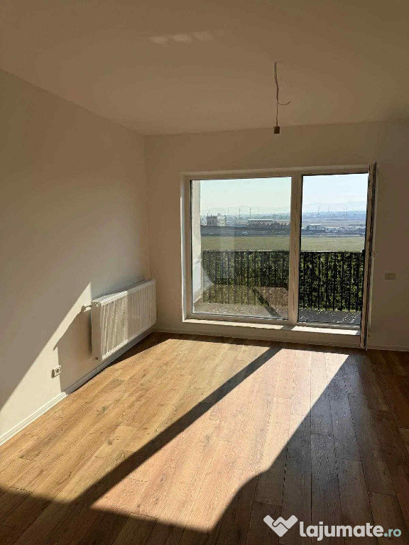 Apartament 2 camere, decomandat - zona Tractorul