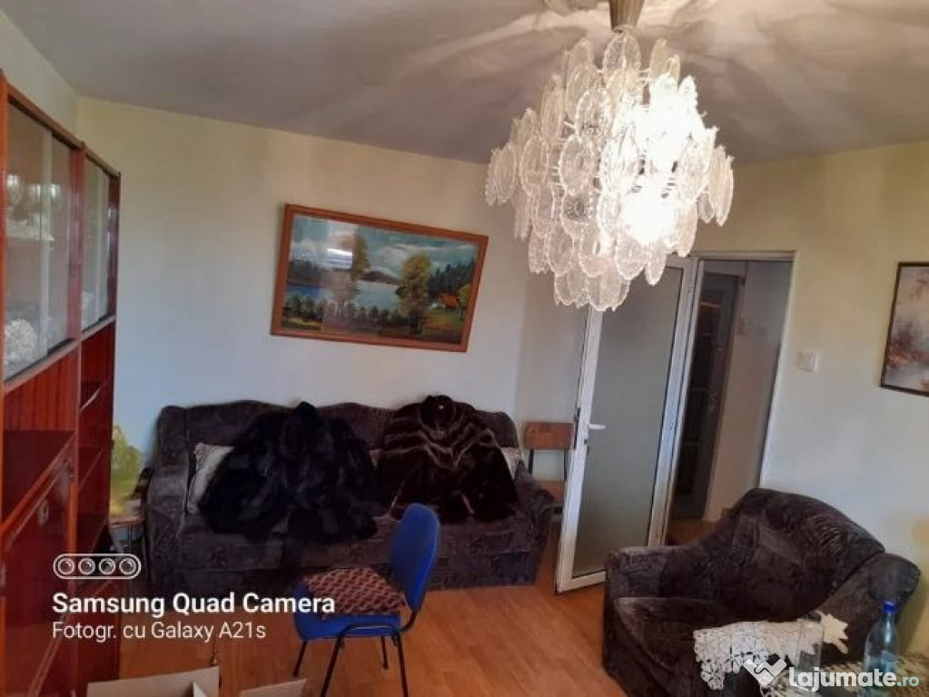 Tomis nord 2 camere decomandat de vanzare