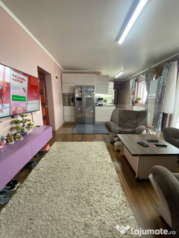 Apartament cu vedere panoramică spre oraș – Subcetate ??