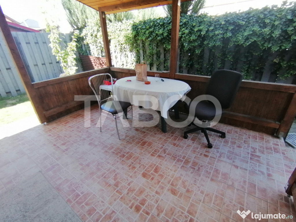 Casa la cheie cu 4 camere 102 utili 2 bai parcare curte Arhi