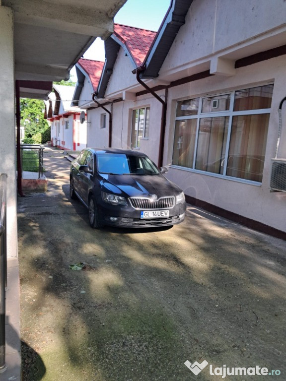 Vând Skoda Superb 2.0diesel/140cp