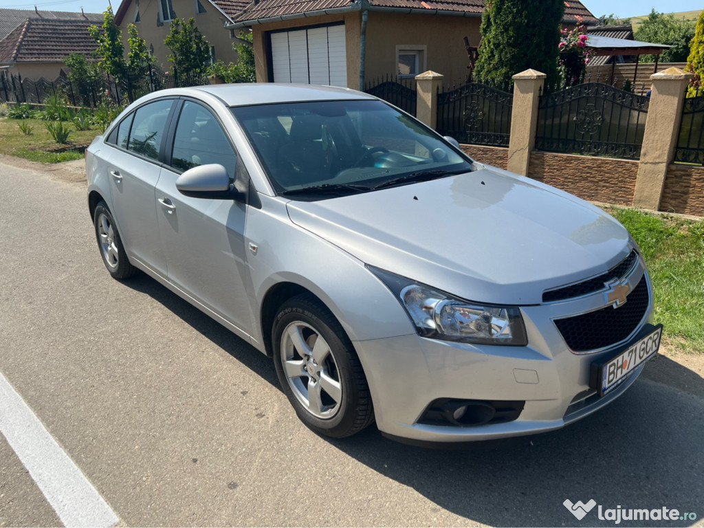 Vand CHEVROLET CRUZE