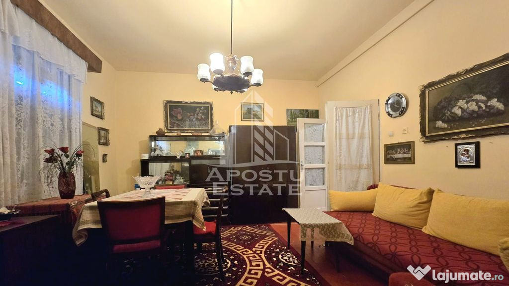 Casa individuala 3 camere, teren 678 mp Parneava