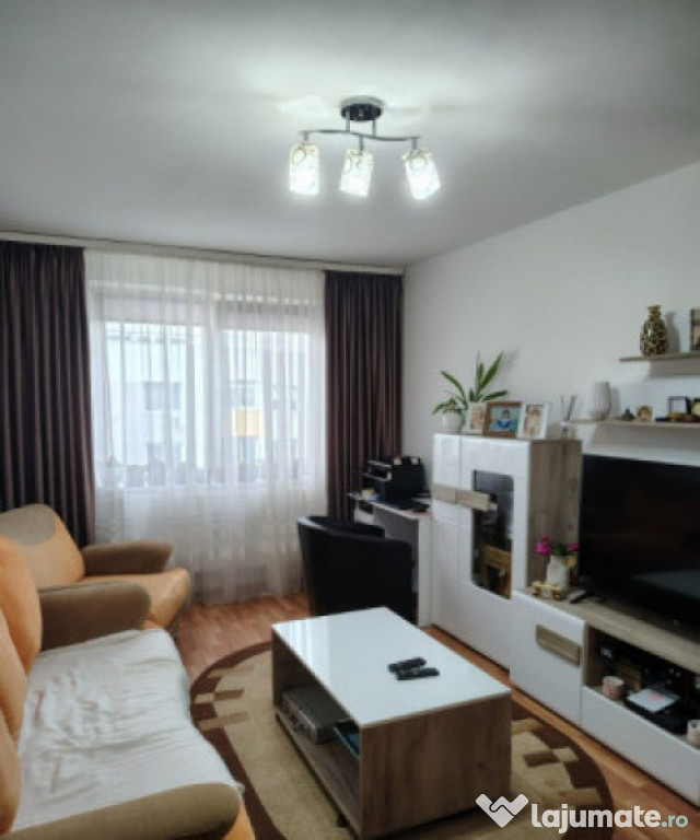 Apartament de 2 camere ( BOXA + CENTRALA )-Rahova