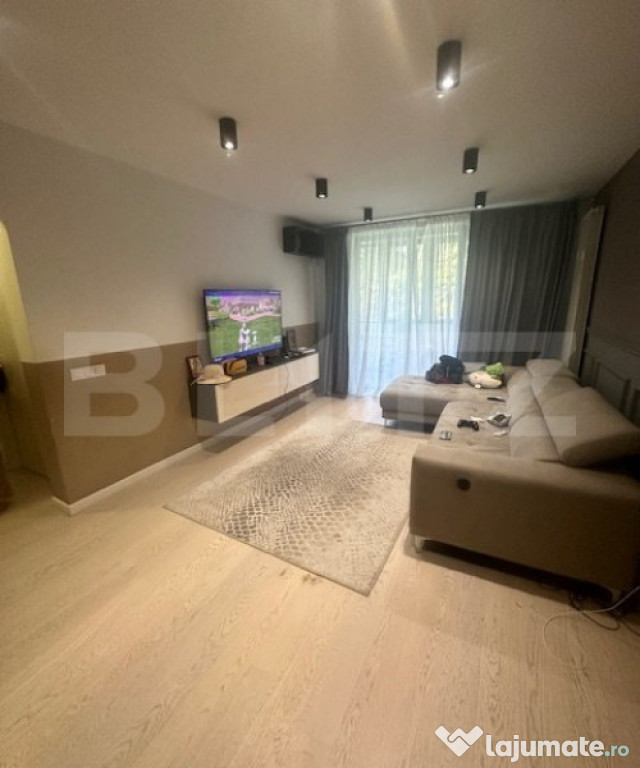Apartament 4 camere , mobilat & utilat, în Titan - bloc rea