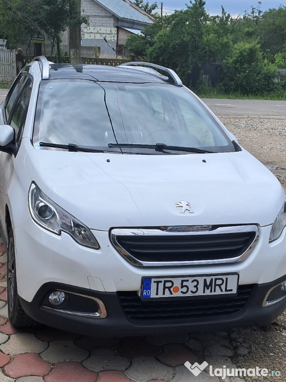 Peugeot 2008,1,2 benzina