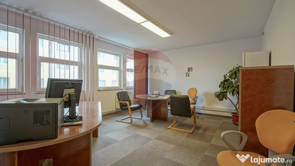 Apartament cu 2 camere de vânzare în zona Astra, Livada...