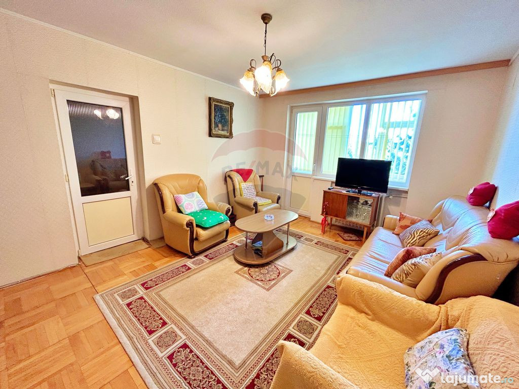 Apartament cu 2 camere de vânzare în zona Podgoria